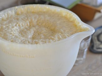 Пышные оладушки на дрожжах
