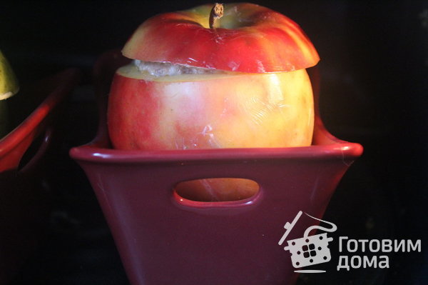 Запеченные фаршированные яблоки фото к рецепту 7
