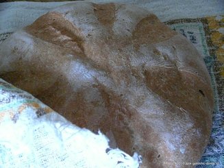 Деревенский ржаной хлеб на дрожжах