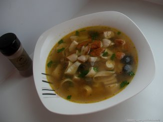 Грибной суп с домашней лапшой