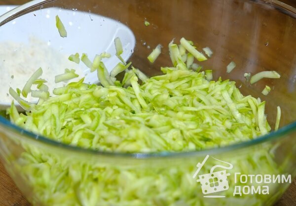 Оладьи из кабачков с зеленым луком фото к рецепту 1