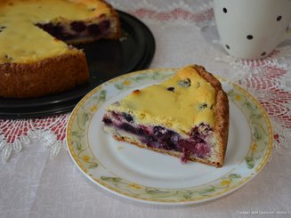Черничный пирог с творожной заливкой