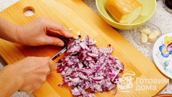 Согревающий копчёный сырный суп с овощами и грибами фото к рецепту 1