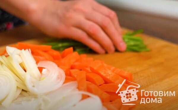 Рыба с луком, морковью и укропом фото к рецепту 2