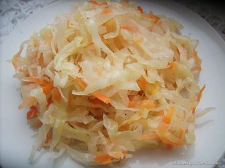 Капуста хрустящая квашеная