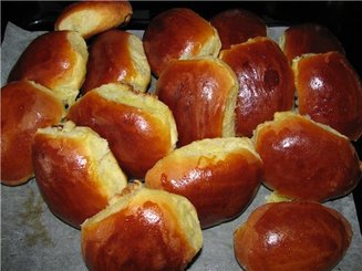 Сдобный хлеб с узором