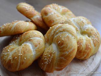 Немецкие булочки с секретом (Laugenbrötchen)