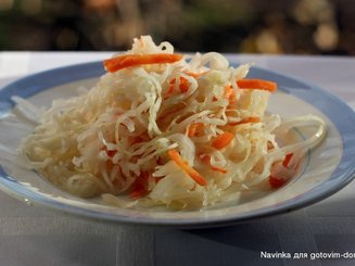 Капуста хрустящая квашеная