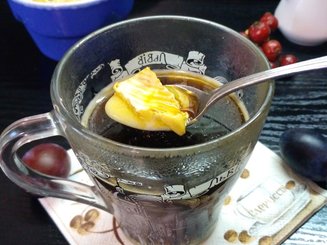Сыр с кофе