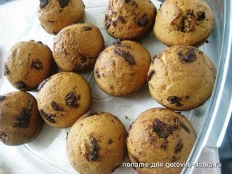 Банановые маффины с кусочками шоколада