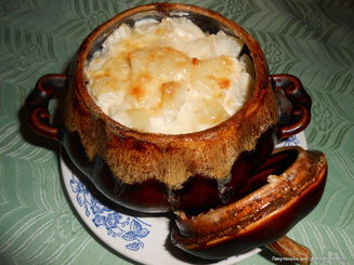 Горшочки с картошкой и стручковой фасолью