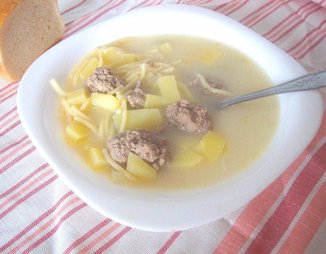 Молочный суп с фрикадельками