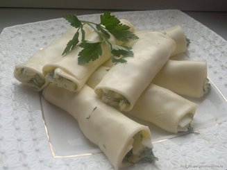 Сырные трубочки