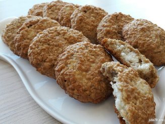Овсяное печенье с творожной начинкой