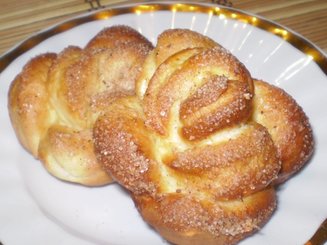 Имбирные булочки-розочки с корицей