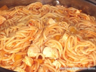 Спагетти с курицей