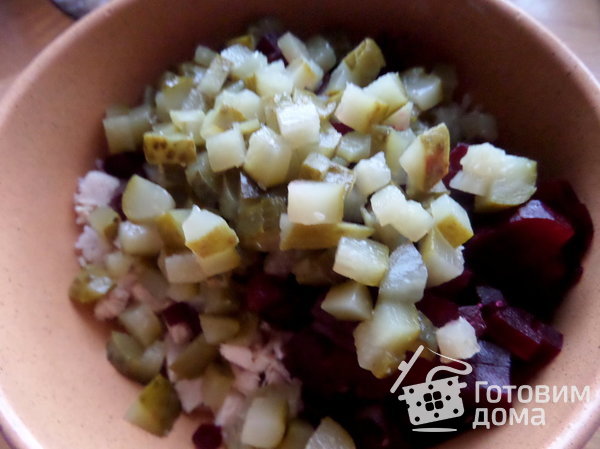 Свекольный салат с курицей и фетой фото к рецепту 9