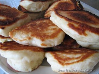 Пышные оладушки на дрожжах
