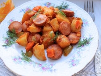 Рагу с картофелем и сосисками