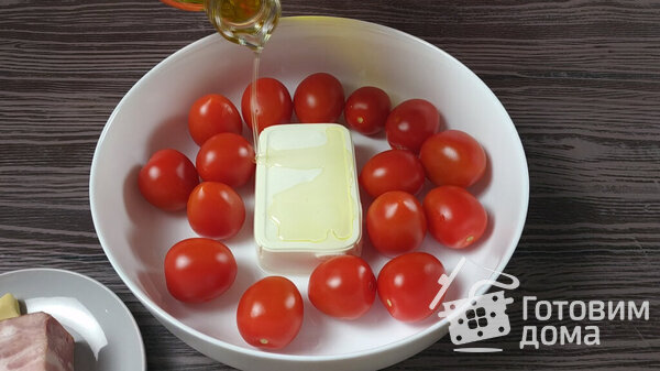 Паста с сыром фета, помидорами черри и беконом фото к рецепту 1