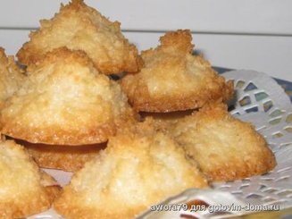 Кокосовые пирамидки