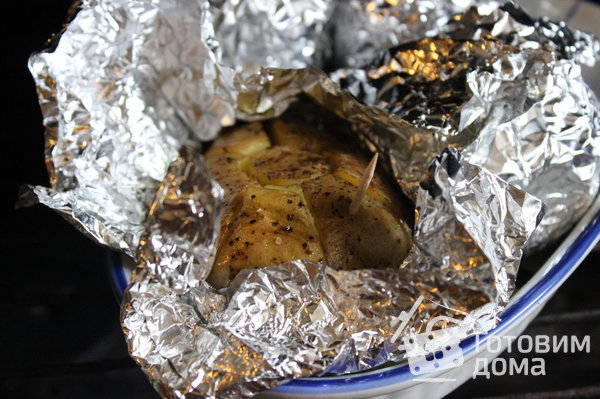 Печеный картофель с селедочным соусом фото к рецепту 9