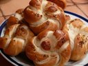 Немецкие булочки с секретом (Laugenbrötchen) от Маруся2010 Немецкие булочки с секретом (Laugenbrötchen) от Маруся2010