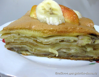 Блинчатый пирог с бананами