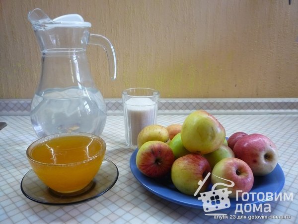 Яблочное пюре на зиму фото к рецепту 1
