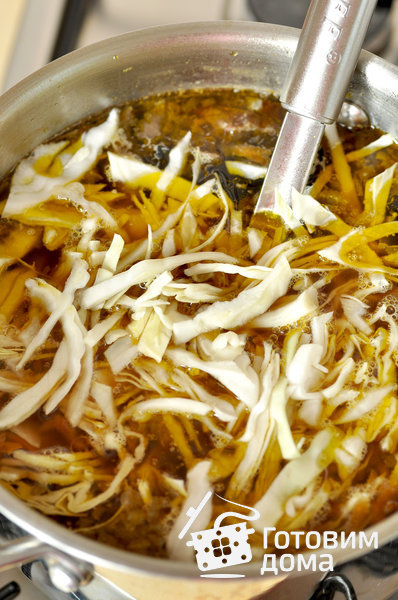 Суп с сушеными грибами и капустой фото к рецепту 7