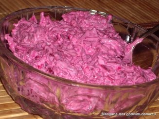 Салат из свеклы с чесноком