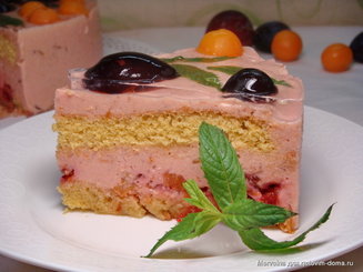 Торт-суфле с клубникой