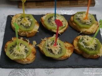 Бутерброды "Необычные"  с киви