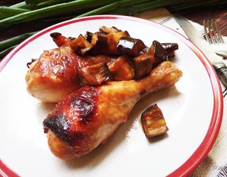 Курица с баклажанами в духовке