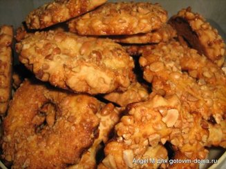 Песочное кольцо с арахисом