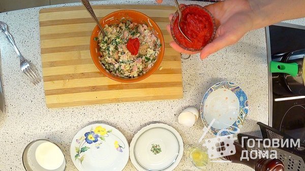 Запечённая тунцовая паста: со сливками, зеленью, сыром и томатом фото к рецепту 8