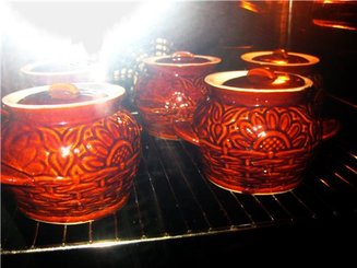 Ароматные горшочки с грибами , фаршем и картошкой