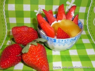 Странгисто ме мели (греческий йогурт с мёдом и орехами)