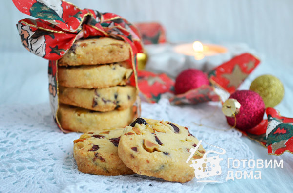 Рождественское печенье с клюквой и фисташками фото к рецепту 2