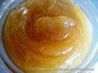 Яблочное повидло с корицей