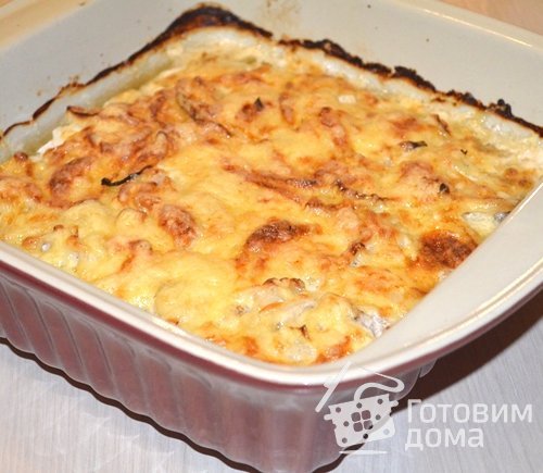 Филе индейки (курицы), запеченное в молоке с сыром