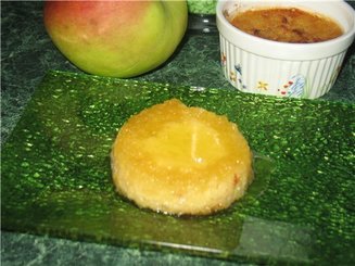Яблочный флан с медовой карамелью