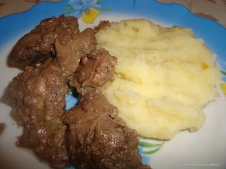 Куриная печень с яблоками