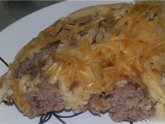 Пирог с фрикадельками