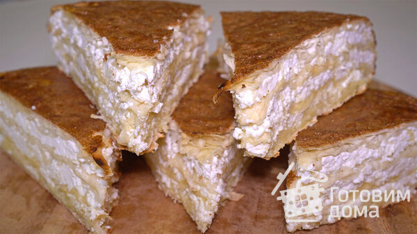 Сырный пирог из лаваша на завтрак, на сковороде фото к рецепту 2