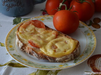 Потапцы с помидорами