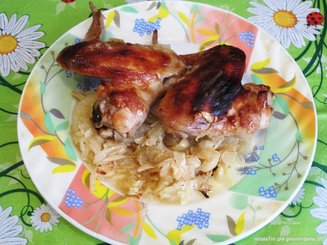 Капуста, запечённая в духовке с курочкой