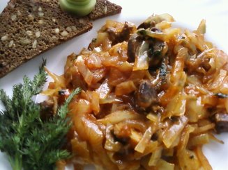 Сердечки, тушенные с капустой