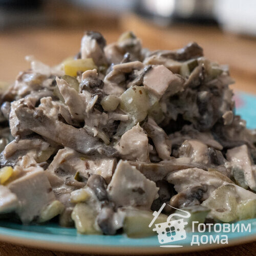 Салат с курицей грибами и картошкой рецепт фото пошагово и видео