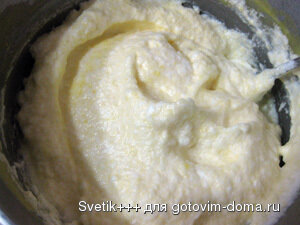 Ванильное суфле со сладким молочным соусом фото к рецепту 3